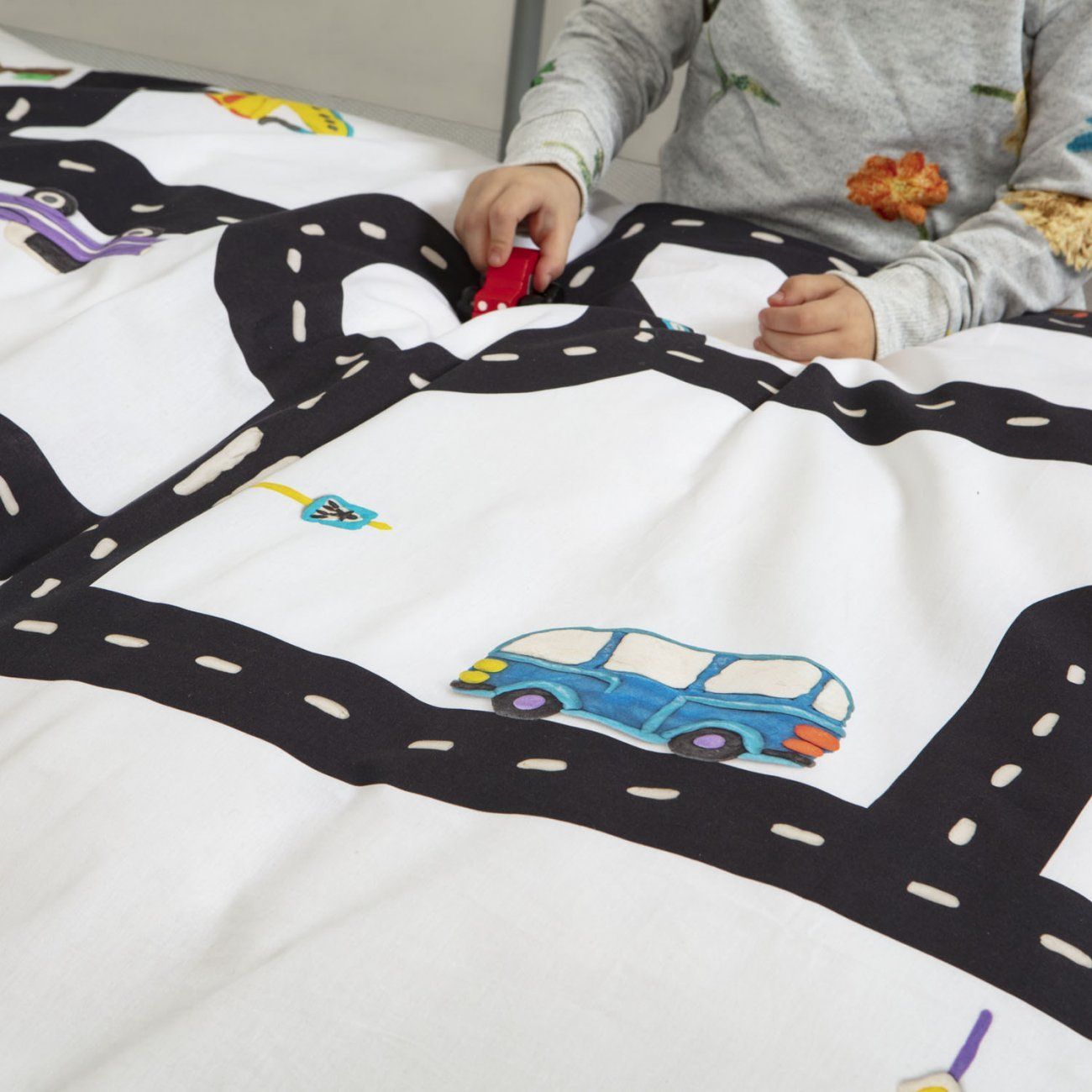 duvet-cover-set-in-pure-cotton-with-digital-print-clay-traffic-us-8695506764109_7.jpg